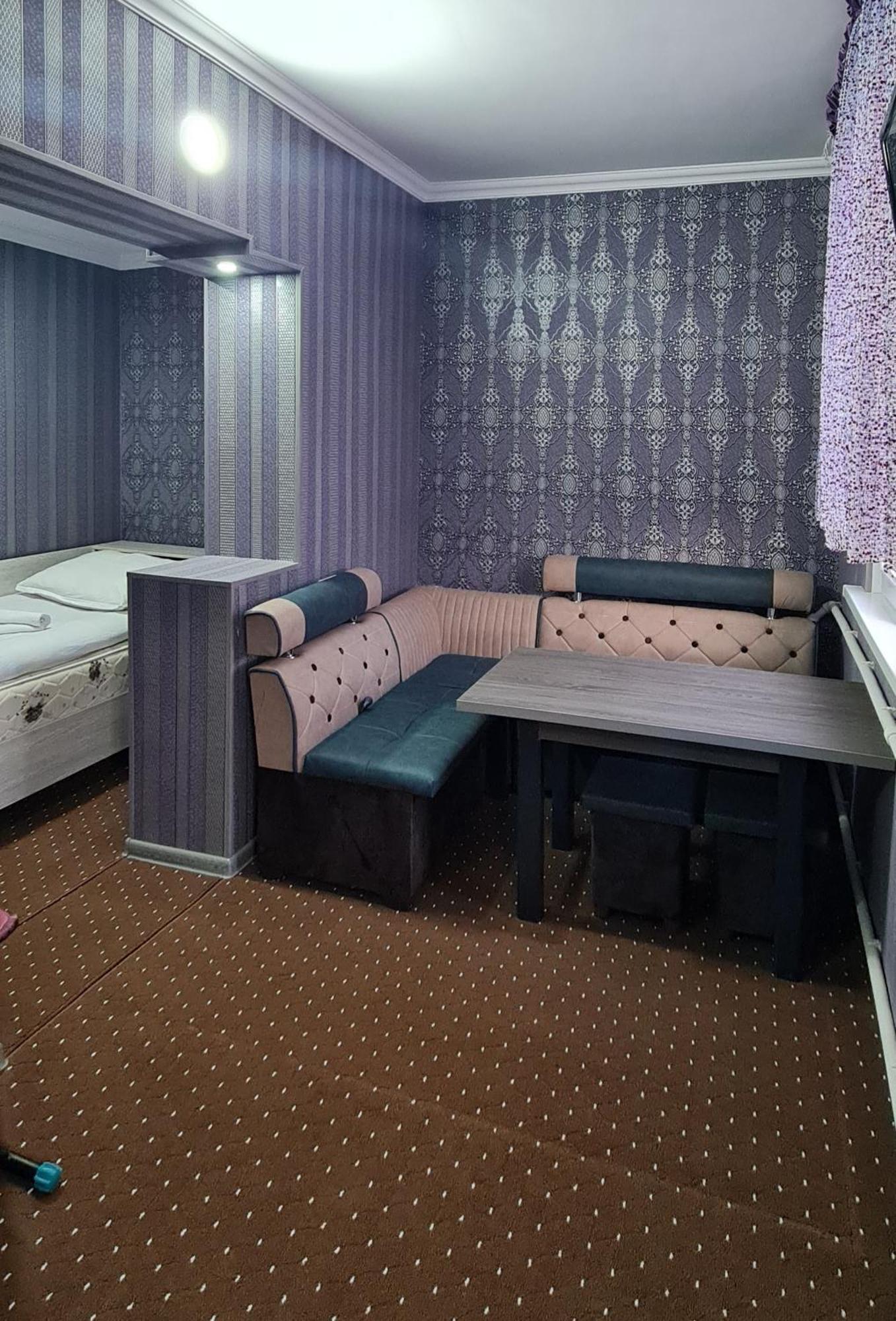 Status House Hotel Fergana Exterior photo