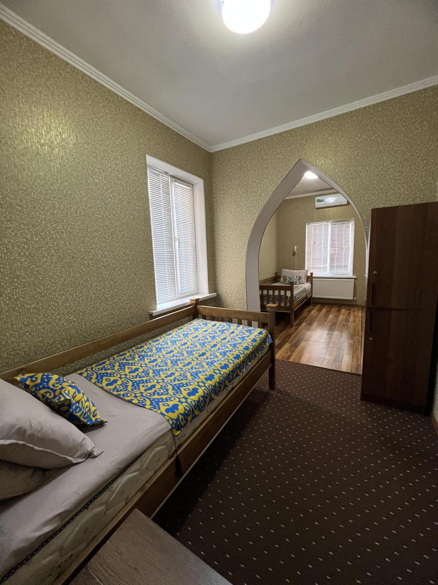 Status House Hotel Fergana Exterior photo