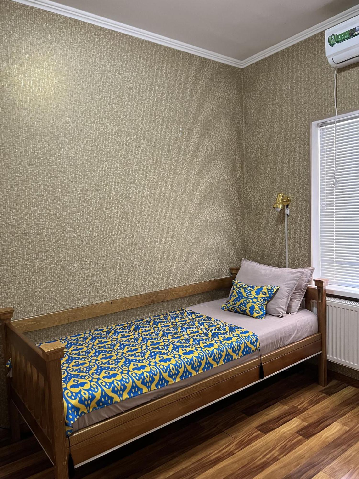 Status House Hotel Fergana Exterior photo